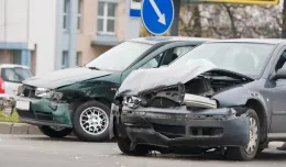 Konsekwencje uszkodzenia firmowego samochodu