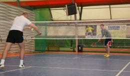 Przystąp do amatorskiej ligi badmintona
