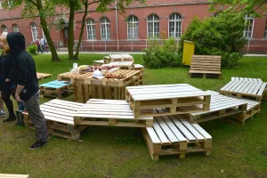 Nietypowe meble wokół Politechniki Gdańskiej