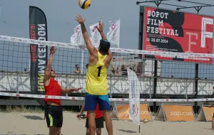 Ruszyły turnieje siatkówki plażowej w Sopocie