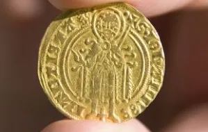 Złota moneta z XV wieku odkryta na budowie biurowca w Gdańsku