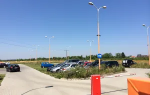 Tanie parkowanie przy lotnisku w Rębiechowie