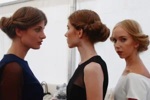 Jesienne trendy w stylizacji włosów