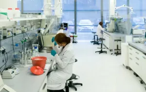 Leki z bioapteki. Inkubator innowacyjnego leczenia w Gdańsku