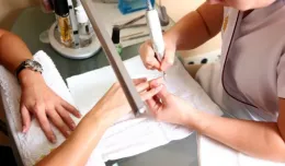 Bezpieczny manicure - na co zwrócić uwagę?