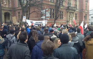 Protest w Gdańsku: "dajcie głosy - policzymy"