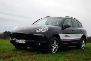Nowe (jeszcze szybsze) Porsche Cayenne
