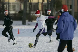 Bądź aktywny i pomóż innym w Mikołajki
