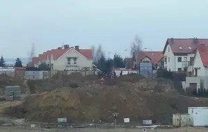 Robotnik przysypany na budowie w Łostowicach
