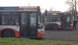 Prowizoryczny parking autobusowy w centrum Gdańska