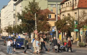 Mniej przycisków dla pieszych w centrum Gdyni