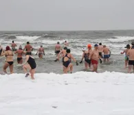 Kąpiele morsów 1 stycznia w Gdyni, Sopocie i Gdańsku