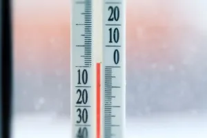 Temperatura w miejscu pracy. Co na to przepisy?