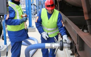 Polska ropa z "lądu" po raz pierwszy w gdańskiej rafinerii