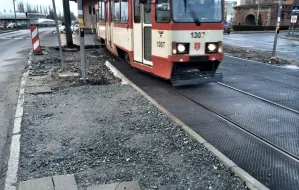 Przeszkody dla pieszych po remoncie linii tramwajowej