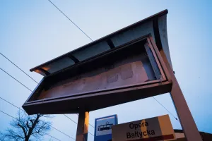 Zniszczone tablice SIP czekają na naprawę