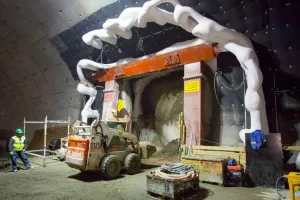 Gotowe przejścia pomiędzy nitkami tunelu pod Martwą Wisłą