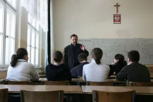 Chodzą na religię, mimo że nie jest obowiązkowa