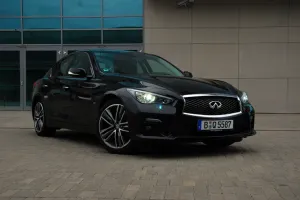 Poznaj zadziorne Infiniti Q50 2.0 T