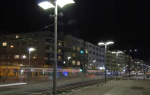 Kiedy włączają się latarnie uliczne?