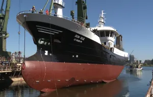 Sejnery z Nauty i tramwaj wodny z Alumileksu Gdynia