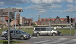 Pamiątkowe zdjęcie na tle panoramy Gdańska