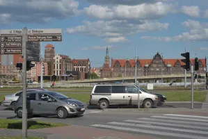 Pamiątkowe zdjęcie na tle panoramy Gdańska