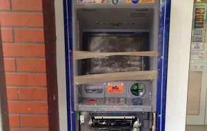 W Gdyni wysadzono w nocy dwa bankomaty