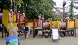 Gdynia: plac zabaw na plaży będzie oświetlony