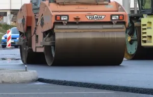Jak powstaje asfalt? Przekonaj się sam