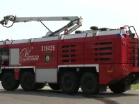 Niesamowite maszyny: lotniskowy wóz strażacki