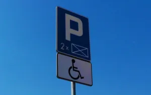 "Nie zajmujcie miejsc parkingowych dla niepełnosprawnych"