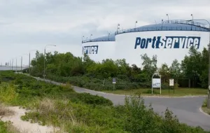 Nie będzie śledztwa w sprawie Port Service. "W Polsce nie obowiązują przepisy dotyczące odorów"