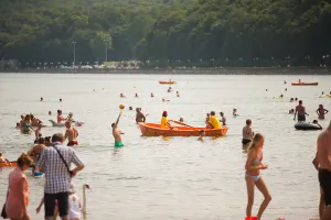 Sinice odpuszczają. Kąpieliska już otwarte