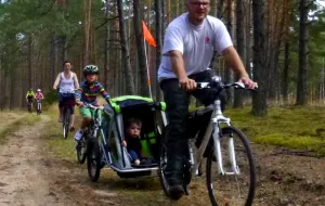 Rodzinnie rowerami przez Serce Kaszub
