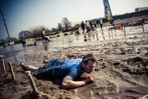 Runmageddon w Sopocie w dzień i w nocy