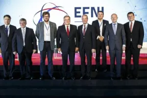 EFNI: Jaką drogę wybierze Rosja?