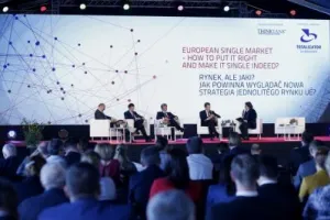 EFNI: Europę łączy idea - potrzeba zjednoczonego świata