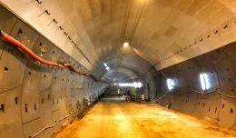Bukmacherzy: otwarcie tunelu pod Martwą Wisłą po terminie