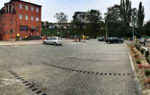 Kościół uruchomił płatny parking w centrum Gdańska. Jest taniej niż w strefie parkowania