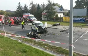 Wypadek z udziałem dwóch motocyklistów, cztery osoby ranne, w tym dwie poważnie