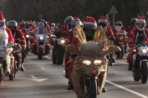 Rekordowy orszak mikołajów na motocyklach