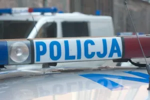 Mężczyzna wypadł z okna podczas zabawy sylwestrowej