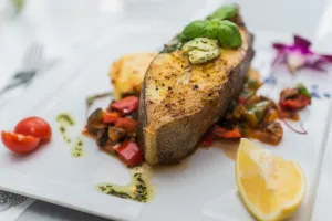 Smaki deluxe: soczysty halibut