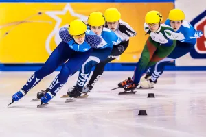 50 km/h na łyżwach w short tracku