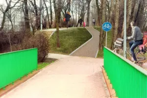 Gdynia: Trasa rowerowa zamiast zaniedbanej alei?