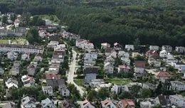 Gdynia Zachód: cmentarz, krematorium i... narciarstwo