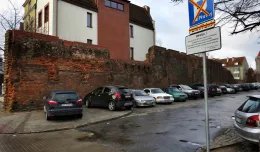 Koniec z darmowym parkowaniem przy Hali Targowej w Gdańsku