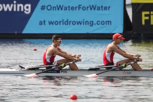Wioślarze AZS AWFiS budują formę na Rio