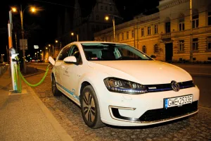 Volkswagen e-Golf: 100 km trasy za 10 zł